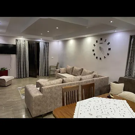 Downtown Apartament