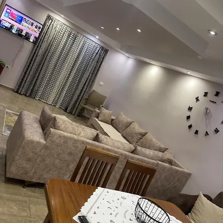 Downtown Apartament